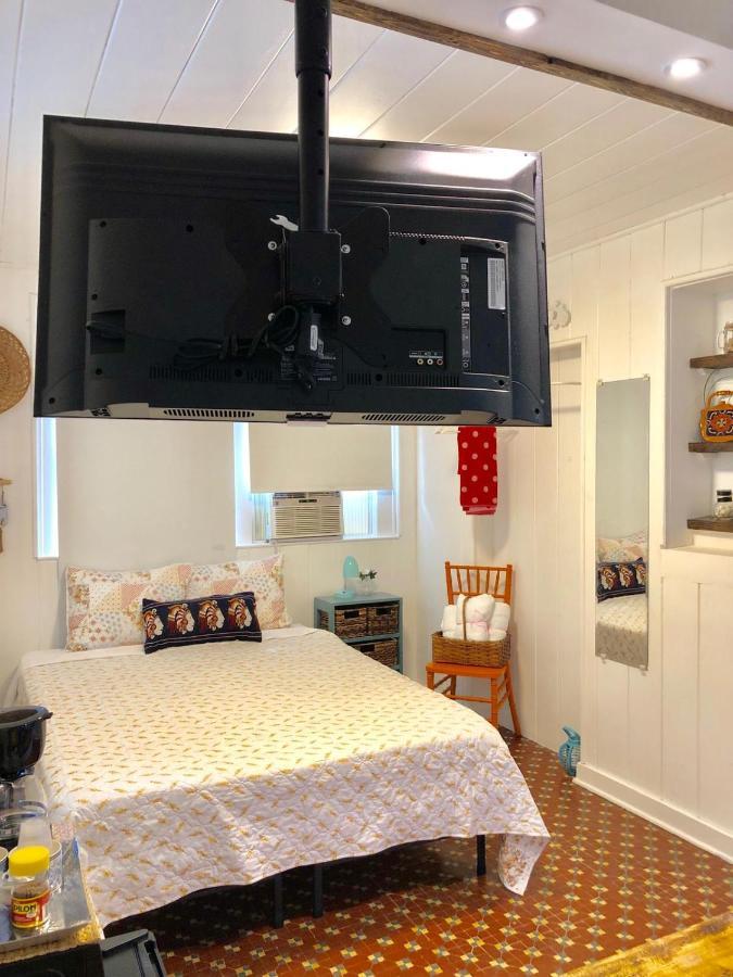 Private Studio With Free Parking Miami Luaran gambar